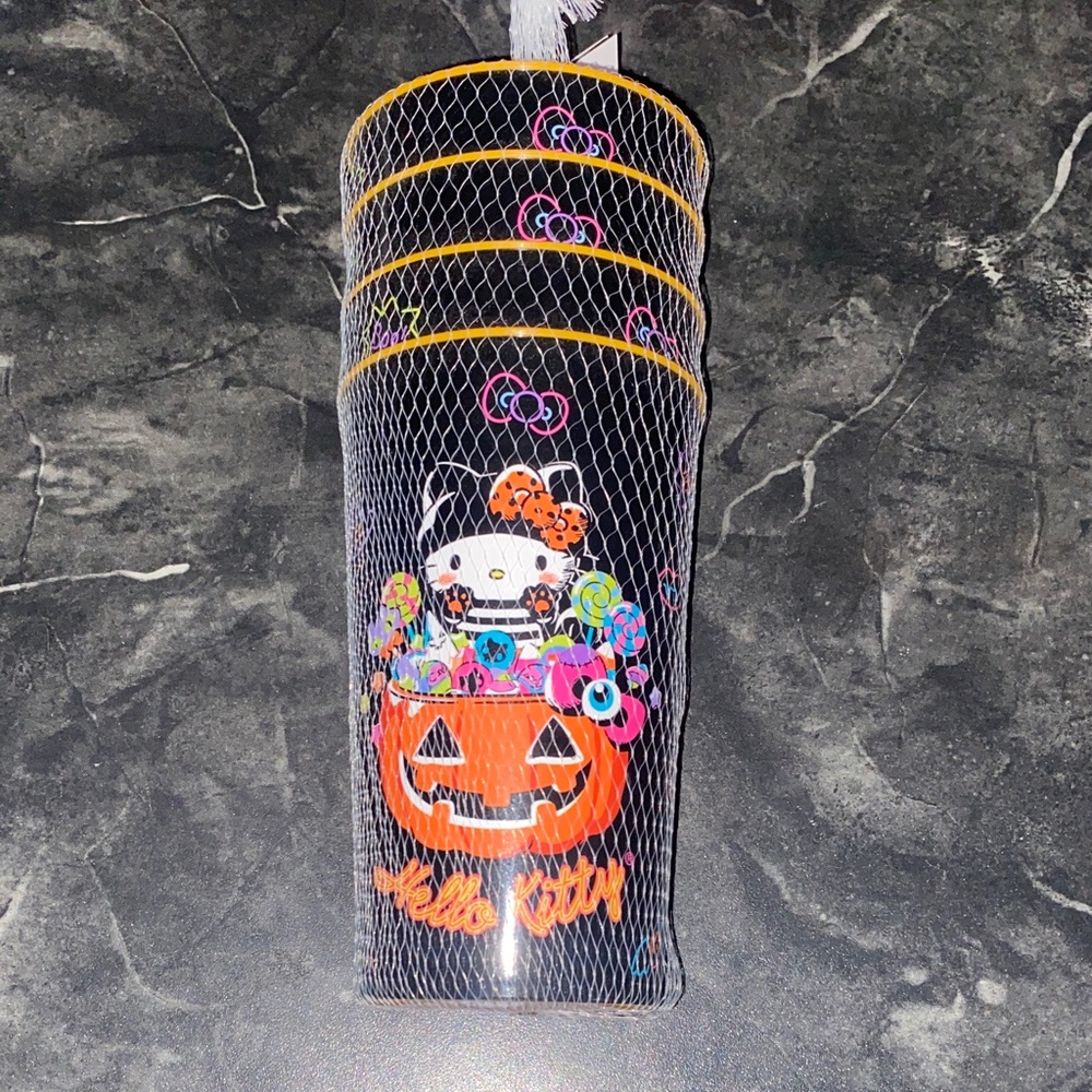 Hello Kitty 4Pk. Halloween 🎃 Cups